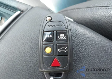 2007 Volvo S60 2.5T из США, поврежденный, VIN YV1RH592972628228